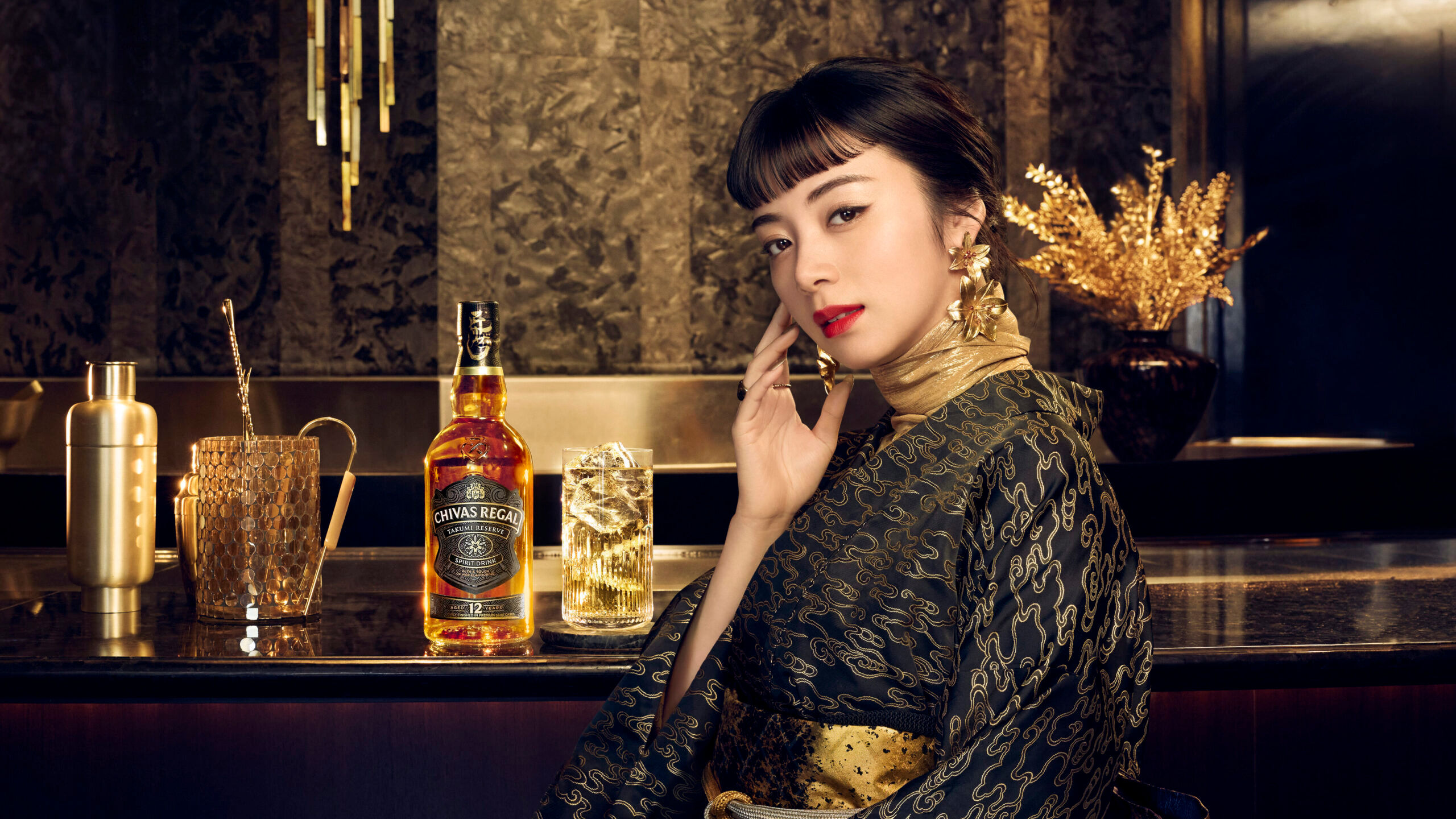 対話が紡ぐ匠の哲学｜池田エライザ × サンディ・ヒスロップ