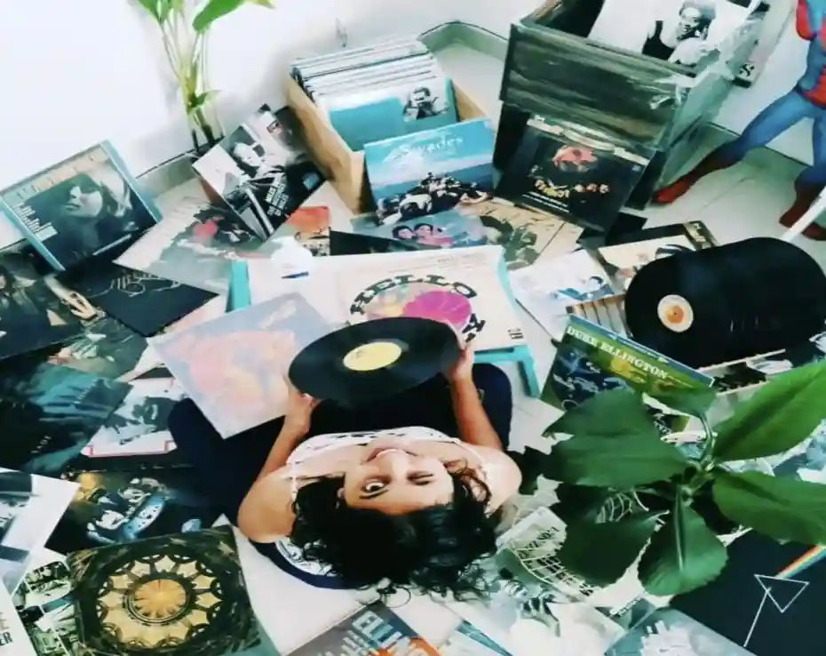 Local Artists on Vinyl: Supporting Independent Music Through Record Purchases