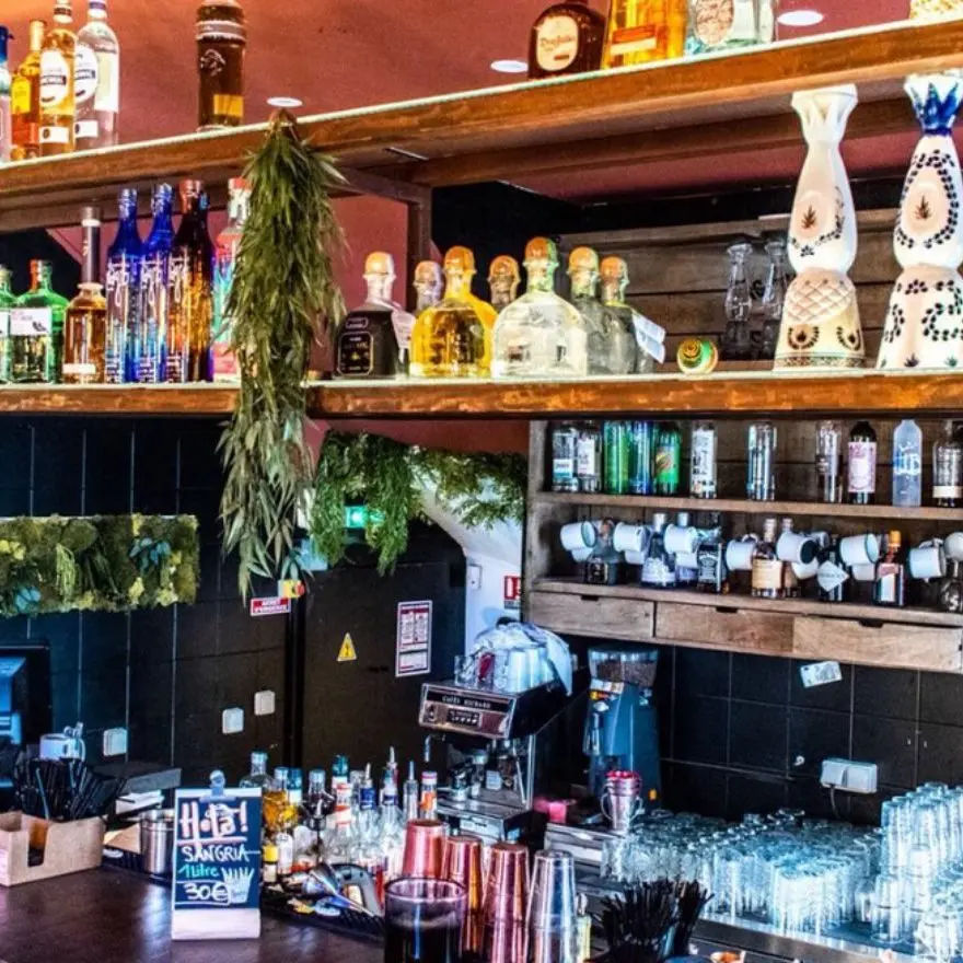 drink like a local 2 1 aspect ratio 1 1