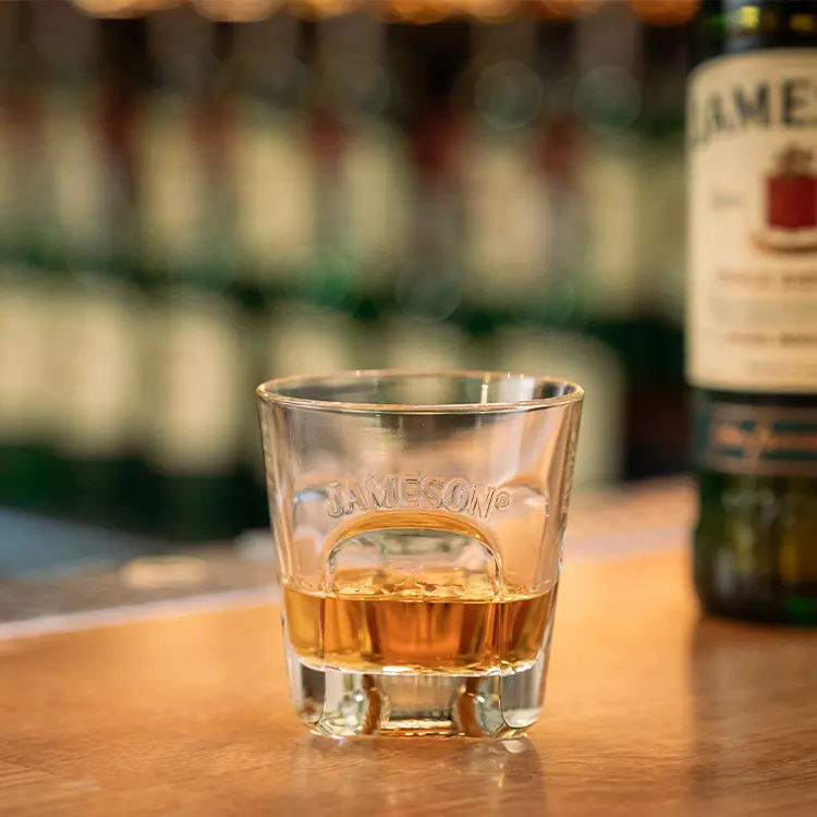 bicchiere di whiskey
