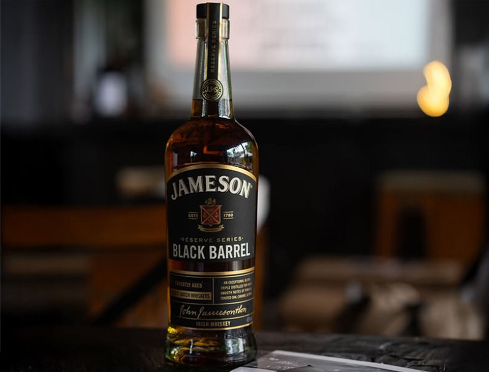 bottiglia-jameson-black-barrel