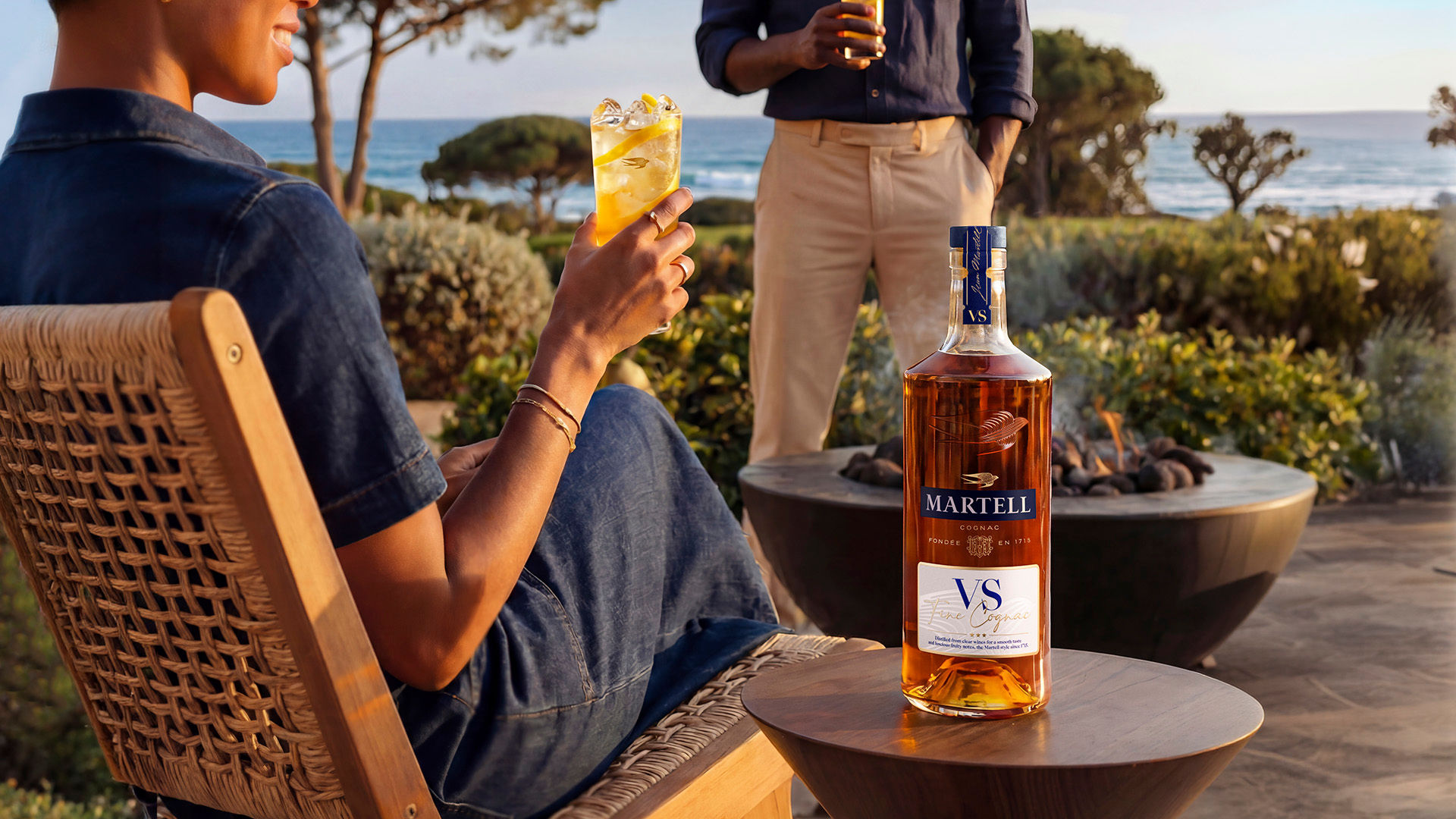 Martell & Ginger Ale: a lively, spicy cognac cocktail