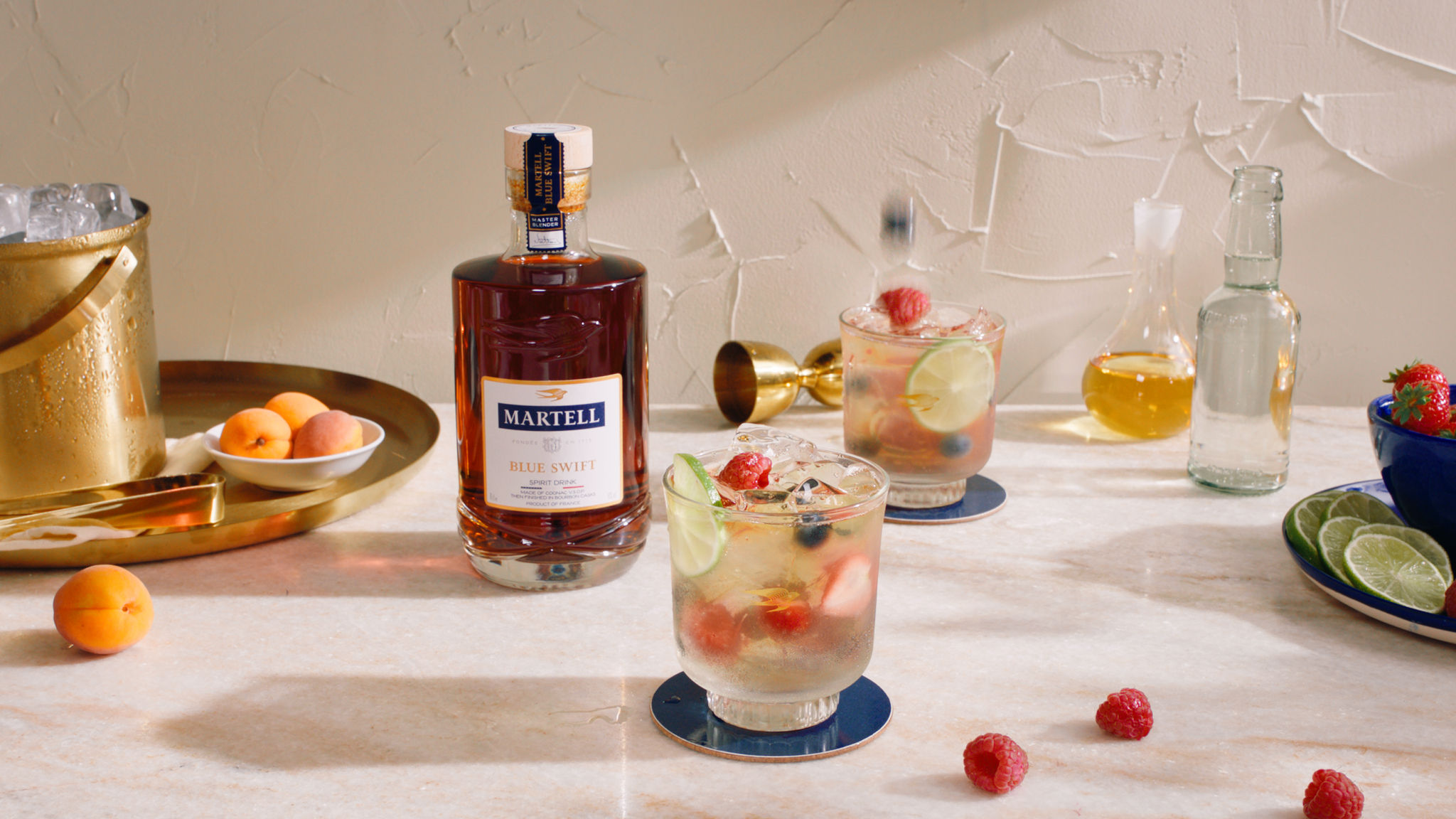 Berry Cooler | A refreshing mix with Martell