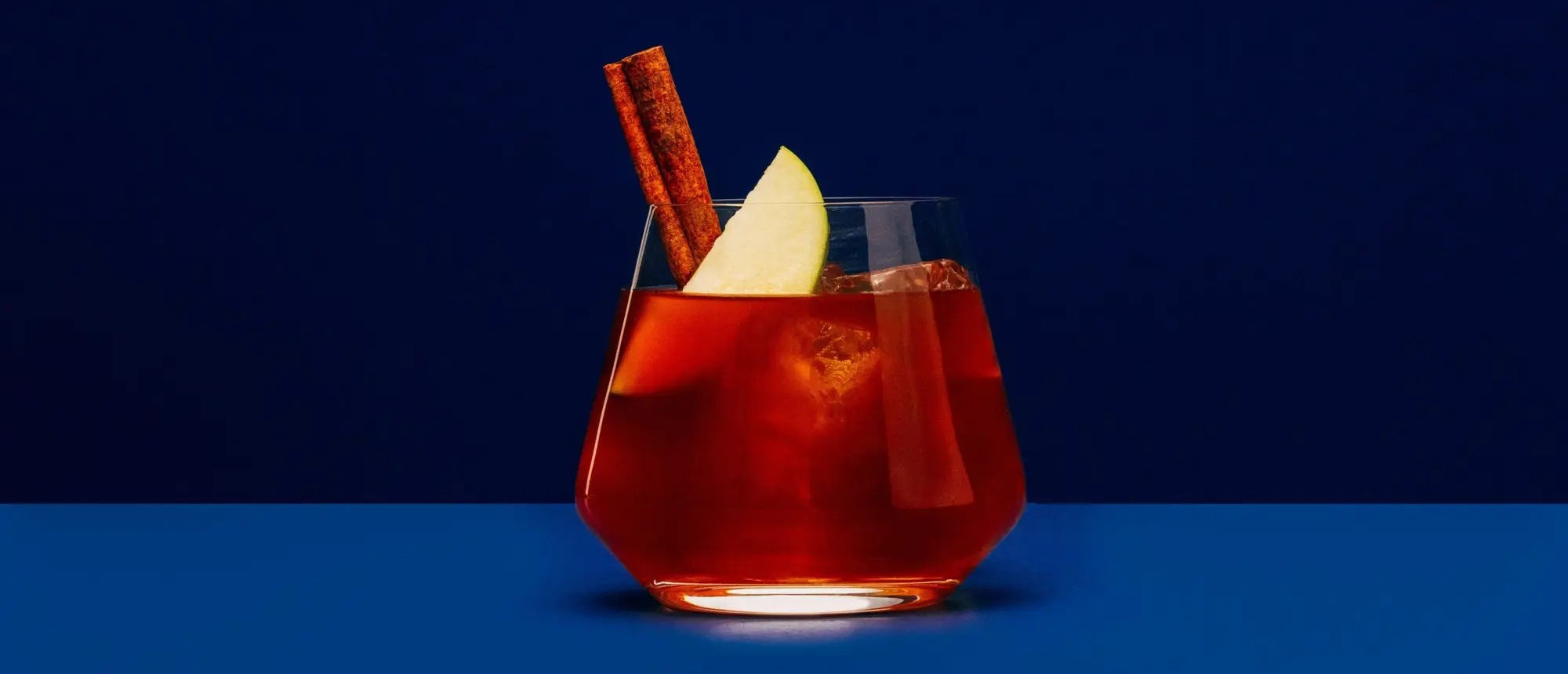 Swift cider cocktail transparent