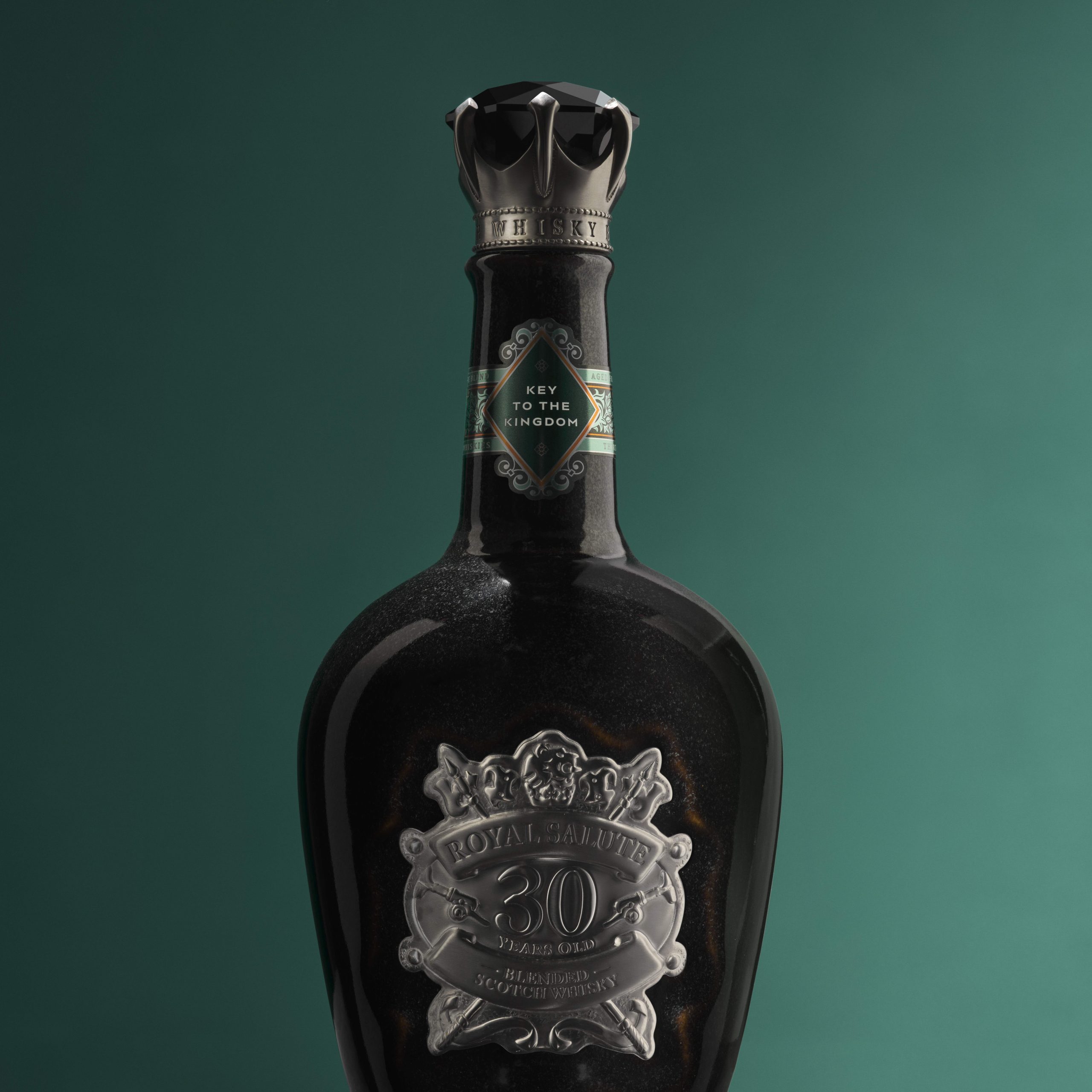 【オンライン限定商品】  The Old Year 32 Precious Whisky Scotch Salute Royal - Jewel ウイスキー