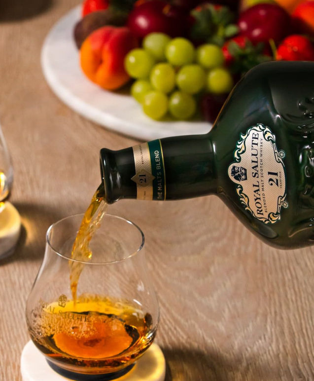 ロイヤルサルート21 ザ ロストブレンド / THE LOST BLEND 21 Year Old The Peated Blend - Royal Salute Scotch Whisky