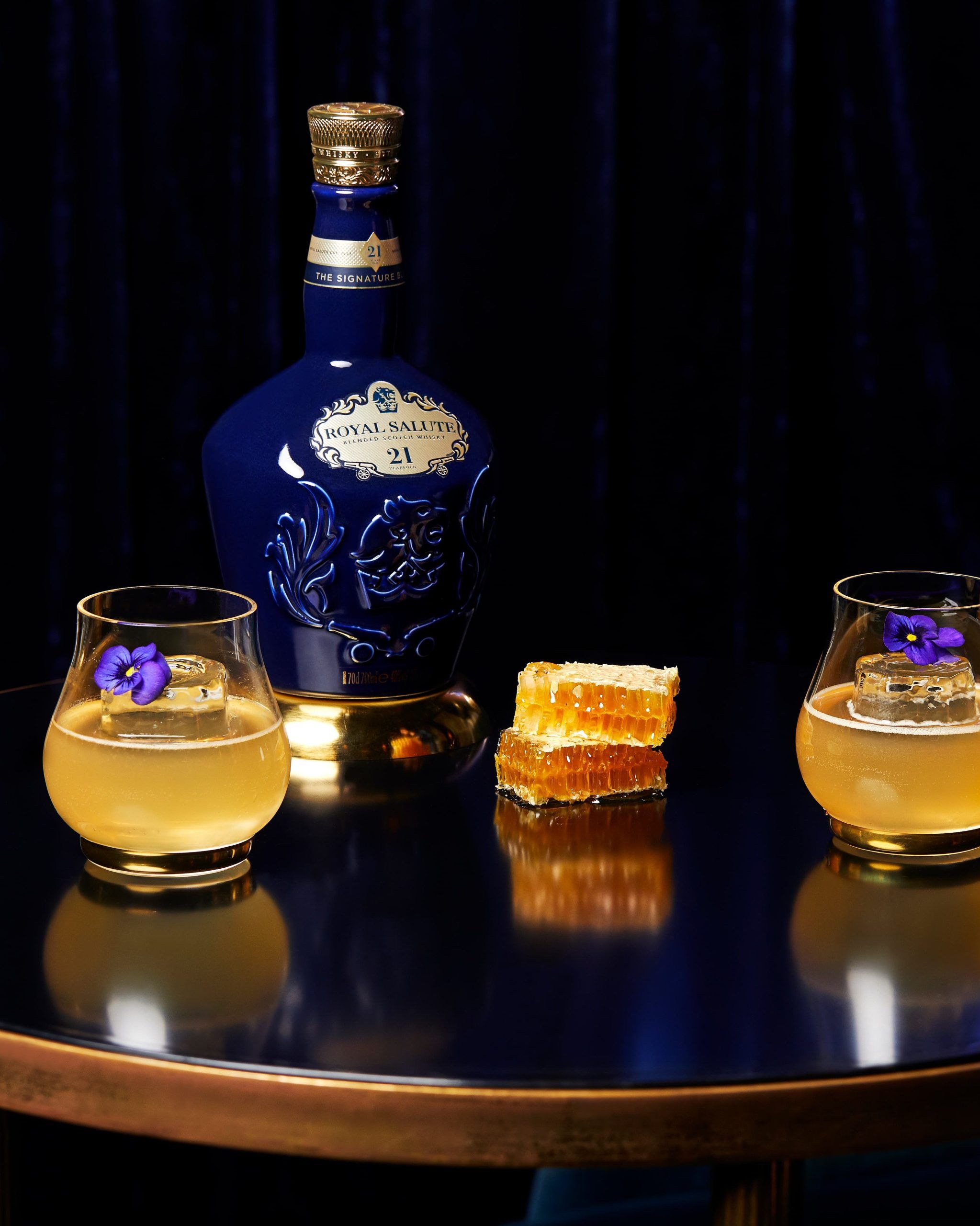21 Year Old The Signature Blend - Royal Salute Scotch Whisky 21 Year Old The Signature Blend - Royal Salute Scotch Whisky