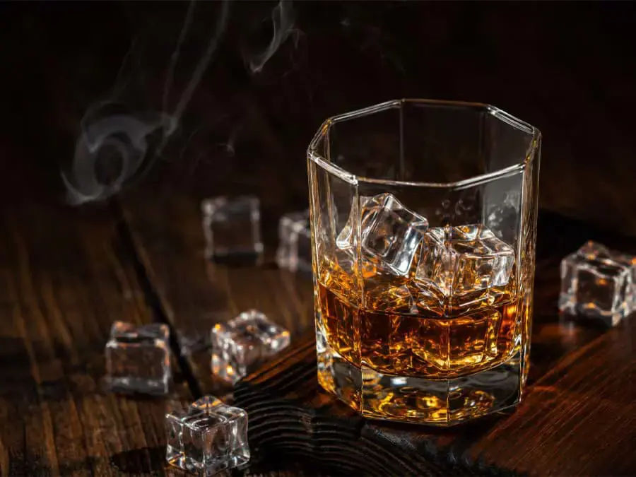 Đá uống Whisky