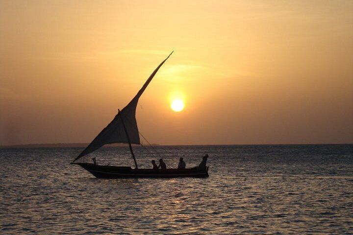 Enjoy sundown dhow cruise in Mombasa with Sunday Best