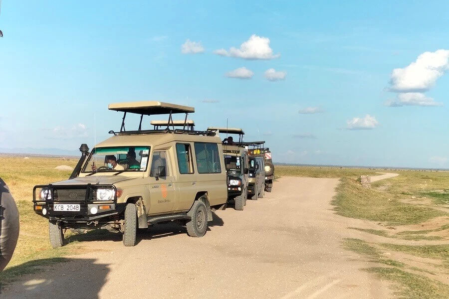 Sunday Best Safaris vehicle