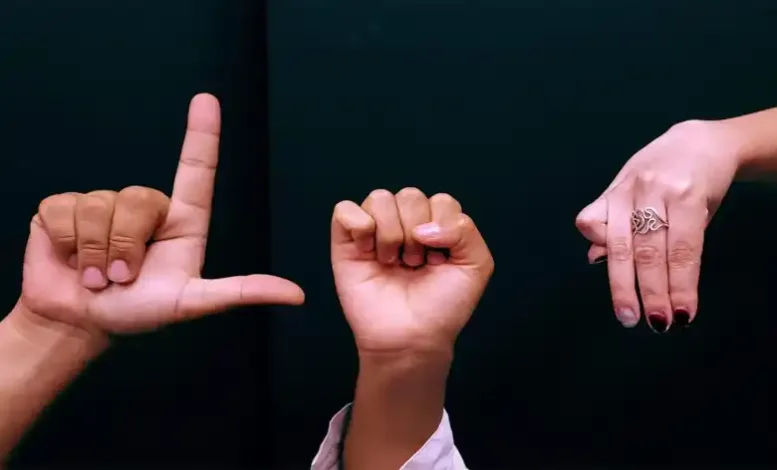 Cursos gratuitos de lenguaje de señas