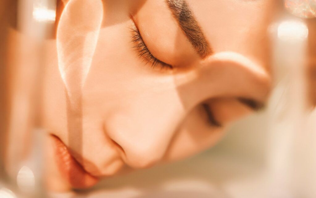 Thread lift face lifting