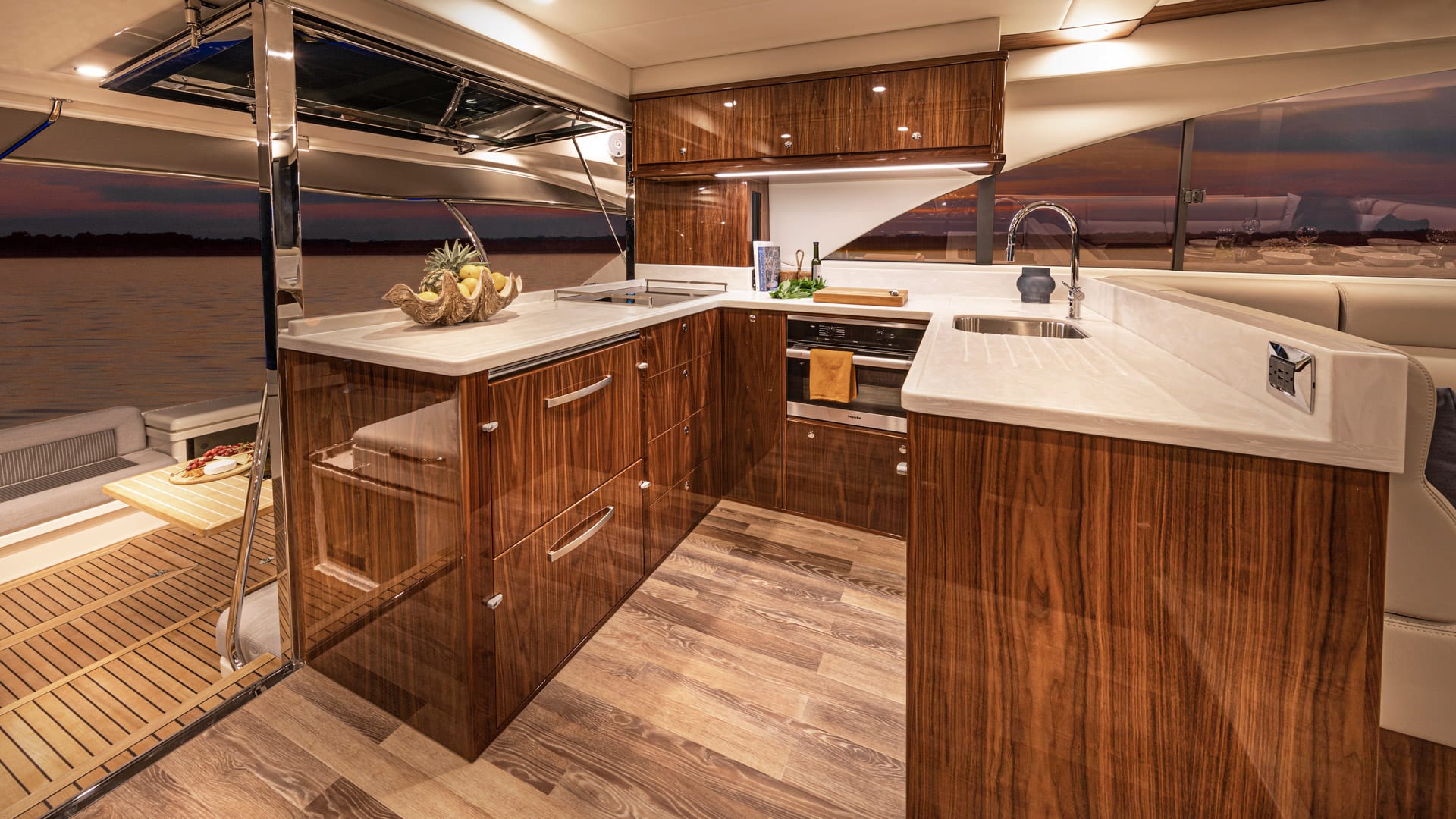 Riviera 57 Enclosed Flybridge - Lee Marine
