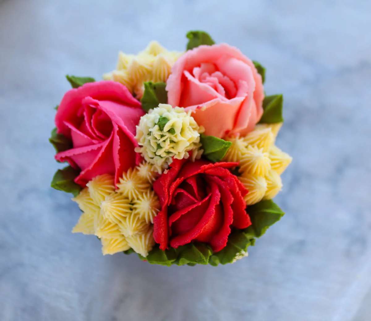 https://ik.imagekit.io/czzfxeud6c/EventBookr/members/65cfbe1558e2b080c47979b3/cupcakes_9_obAp16WHF-.jpg