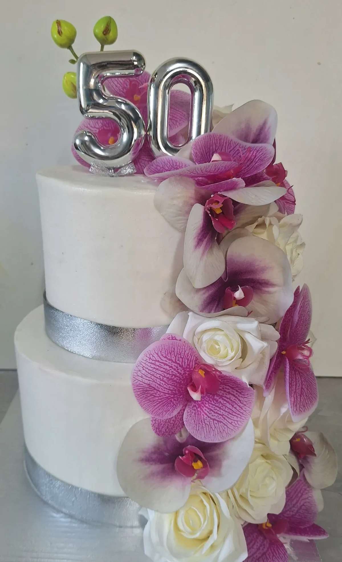 https://ik.imagekit.io/czzfxeud6c/EventBookr/members/65d4588f37c506f751b1d482/cAKE_O_CLOCK_5_PHBFWSvHw.jpg