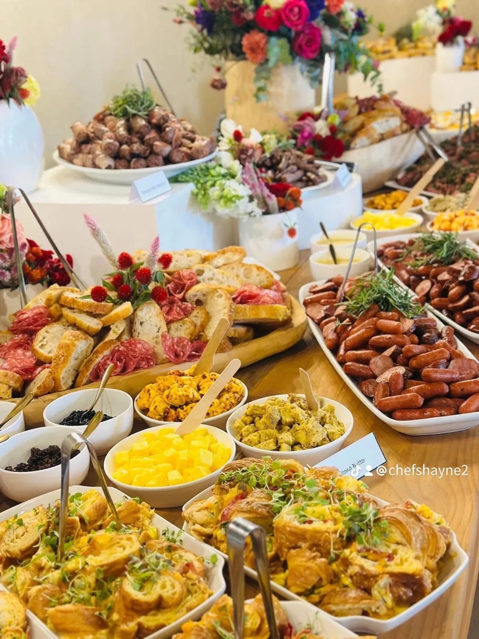 https://ik.imagekit.io/czzfxeud6c/EventBookr/members/6749b5638b0f3654d342fab9/Shane9_vQjUDvckk.jpg