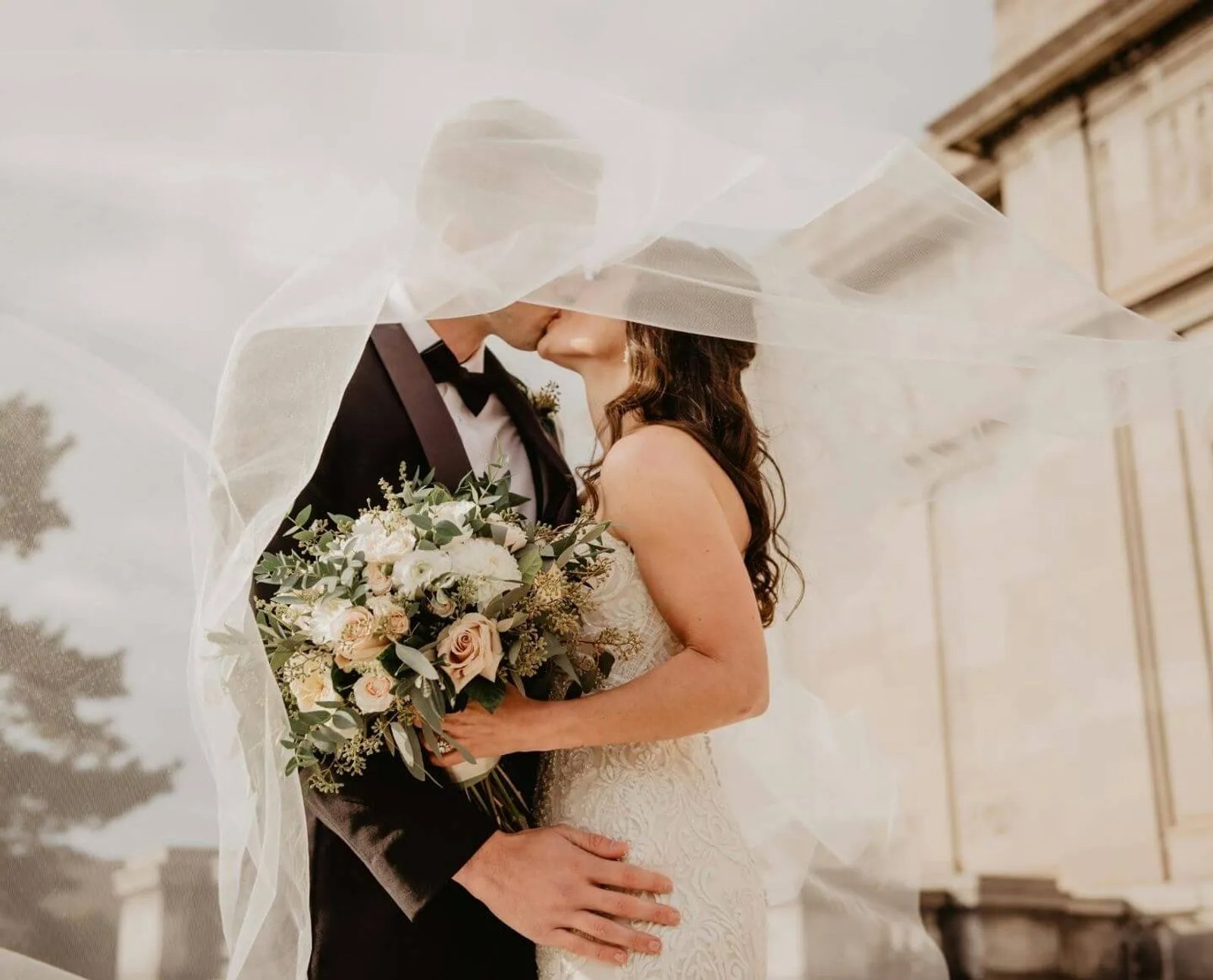 https://ik.imagekit.io/czzfxeud6c/EventBookr/members/680b0df70a13eca0d81c80e4/sj2_3qeepH2To3.jpg
