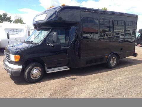 2006 Ford E-450 Super Duty &#8211; V-10 party/limo/shuttle/church bus for sale
