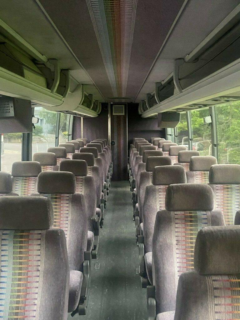 2005 Prevost Bus