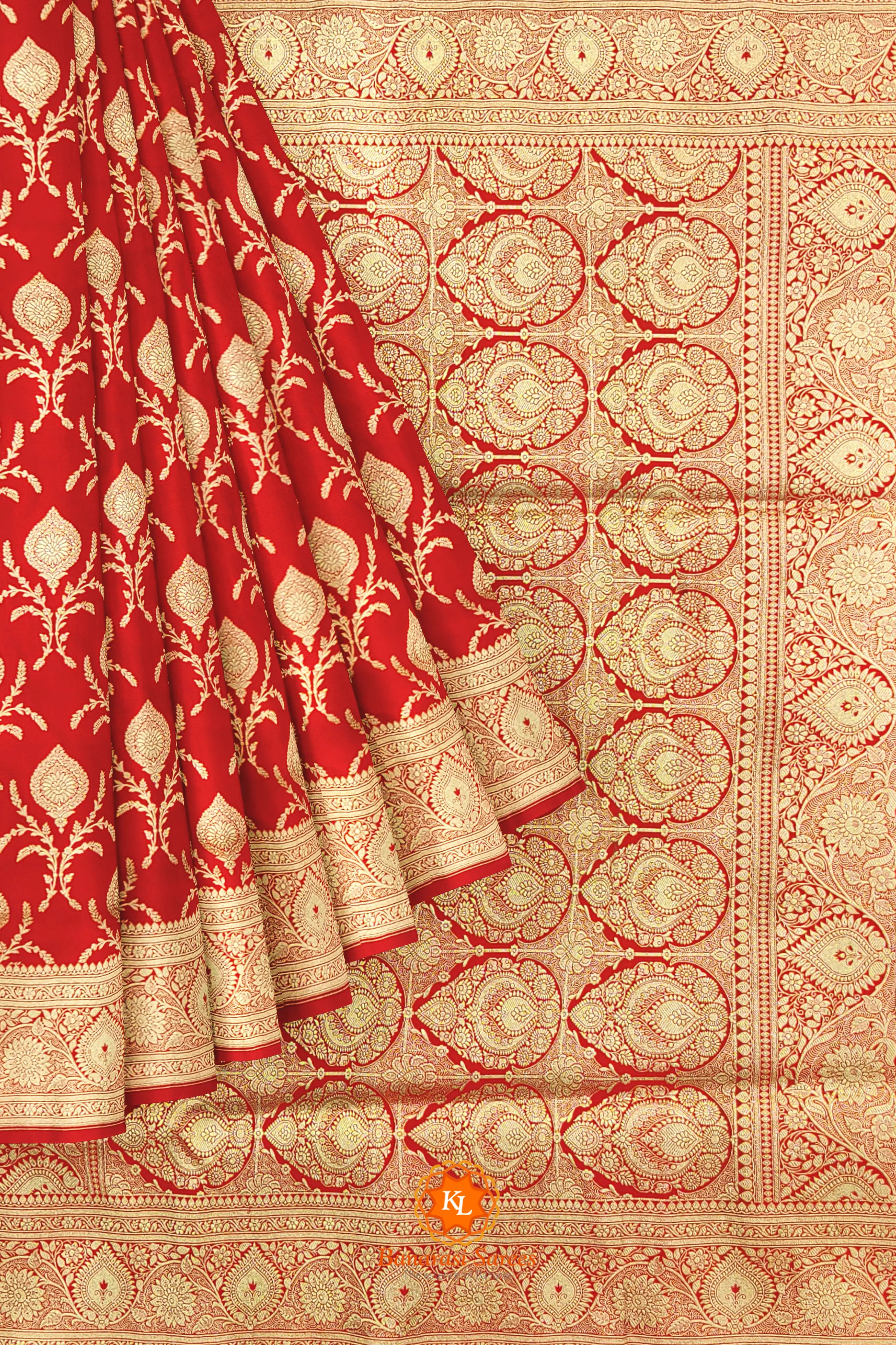 Red & Golden Banarasi Silk Sarees Get Extra 10% Discount on All Prepai –  Dailybuyys