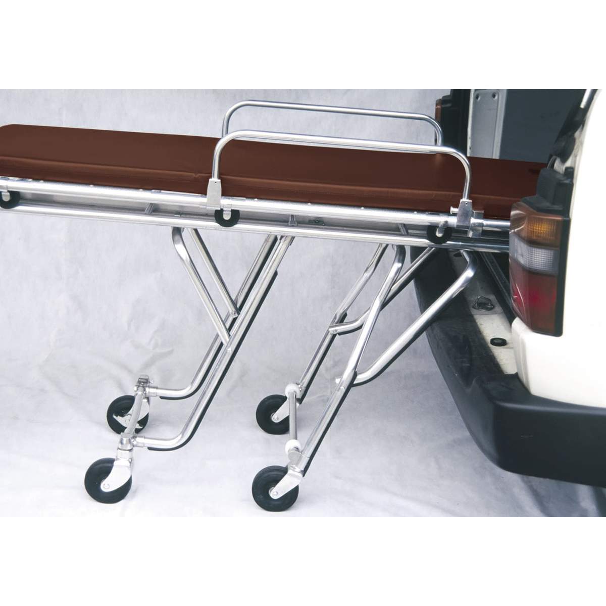 トランスポーター シルバーJ 車載用ストレッチャー 01-6540-00