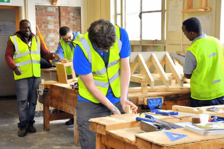 categories of carpenters work