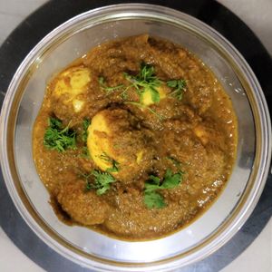 Spicy Restaurant Style Egg Masala