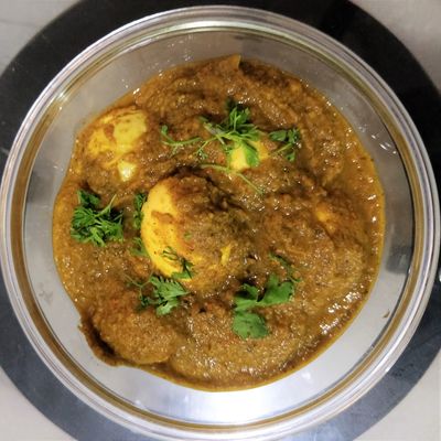 Spicy Restaurant Style Egg Masala