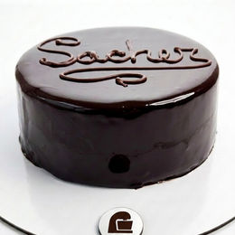 Torta Sacher (10 Porciones)