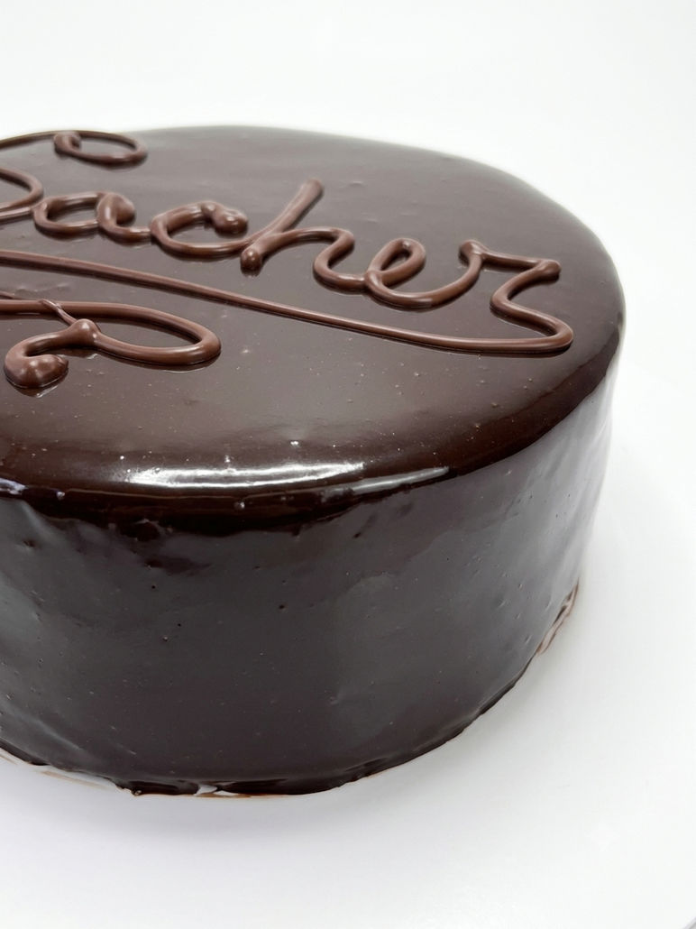 Torta Sacher (10 Porciones)