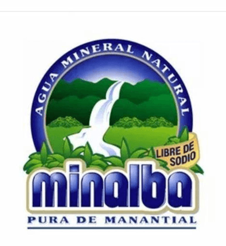 Agua de 600 ml