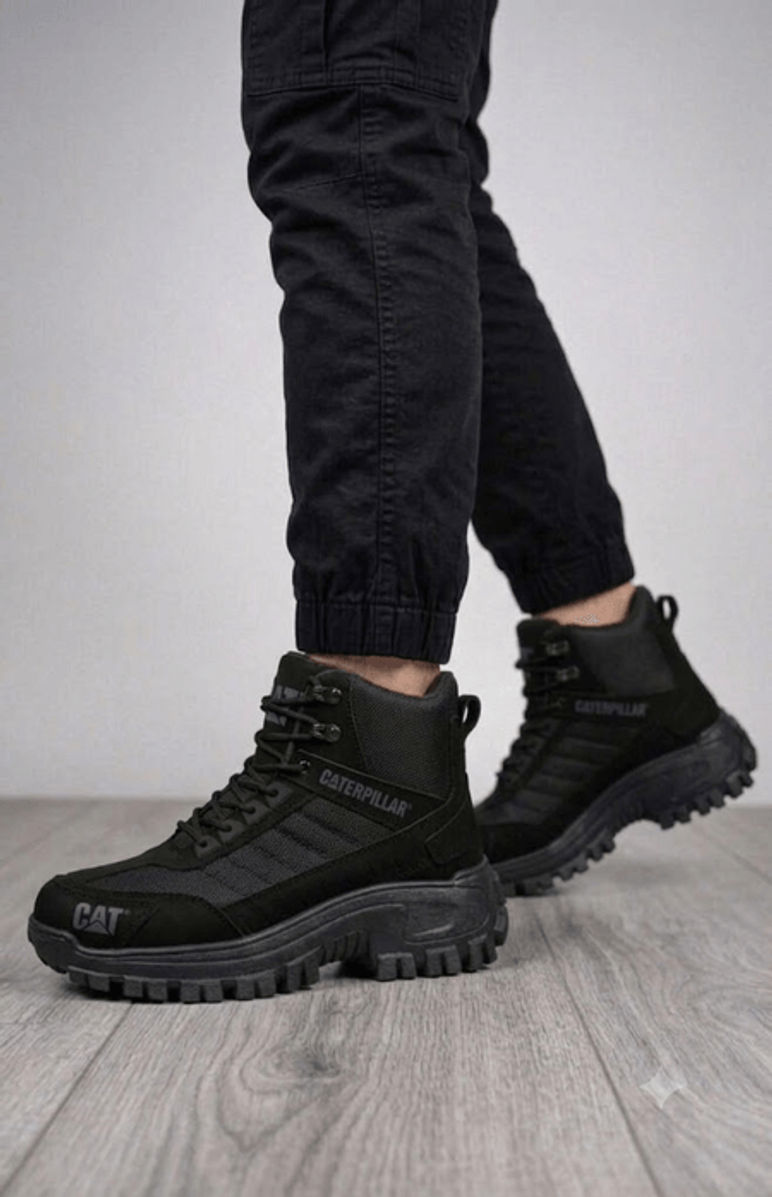 BOTA CASUAL TODO NEGRO/GRIS