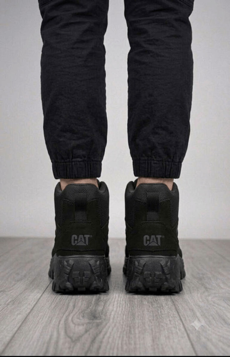BOTA CASUAL TODO NEGRO/GRIS