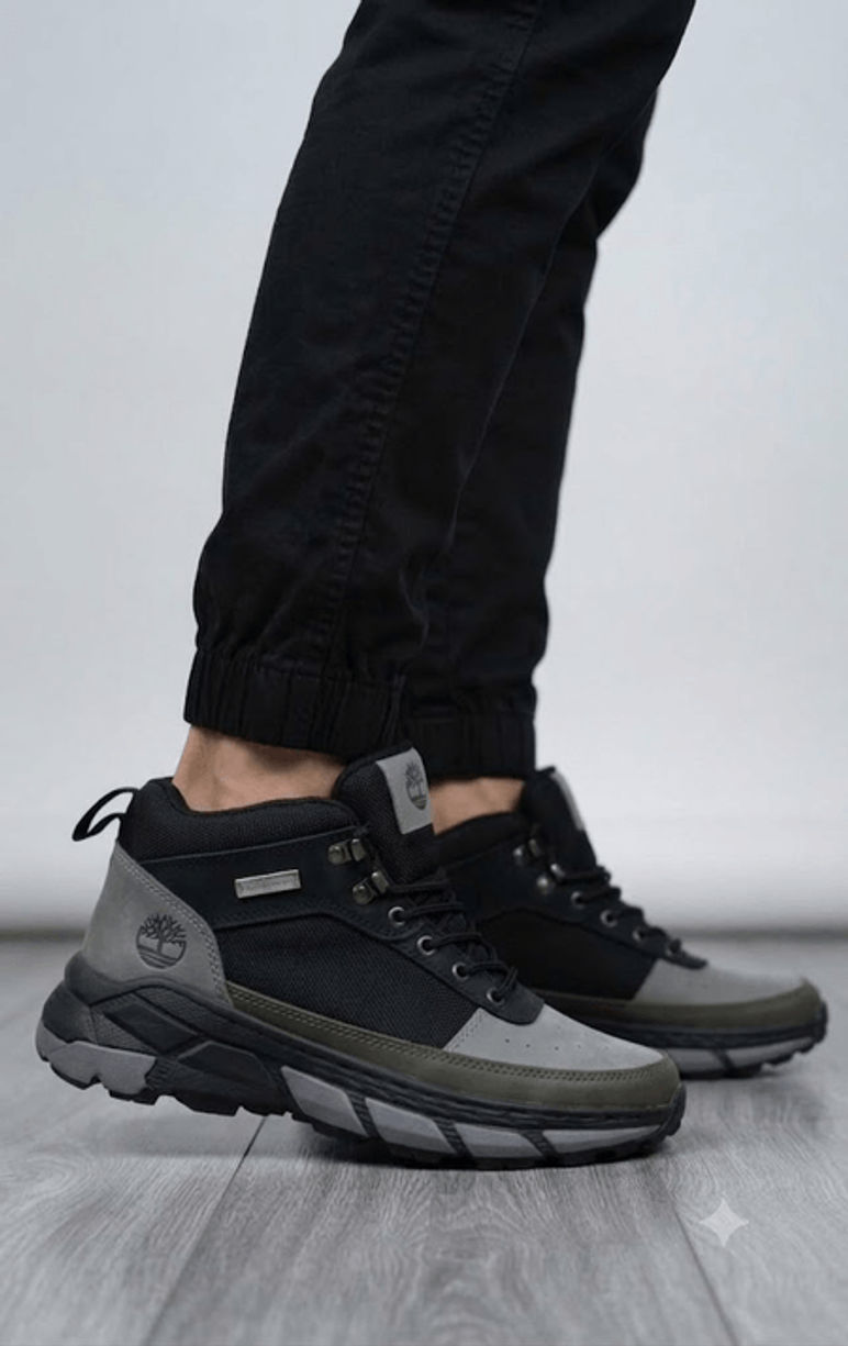BOTA SENDERISMO GRIS/NEGRA