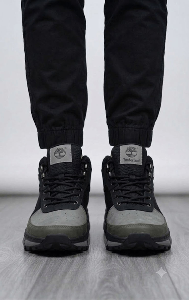 BOTA SENDERISMO GRIS/NEGRA