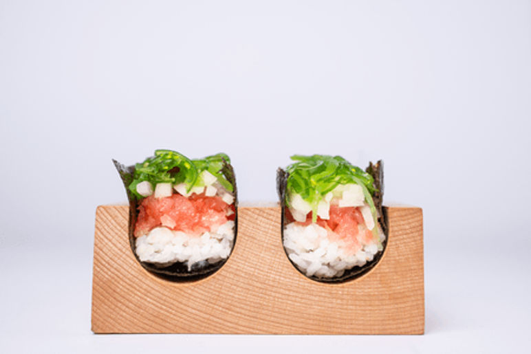 Hand Rolls Cucumber Tuna