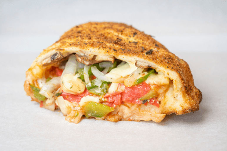 Mega Calzone Italiano
