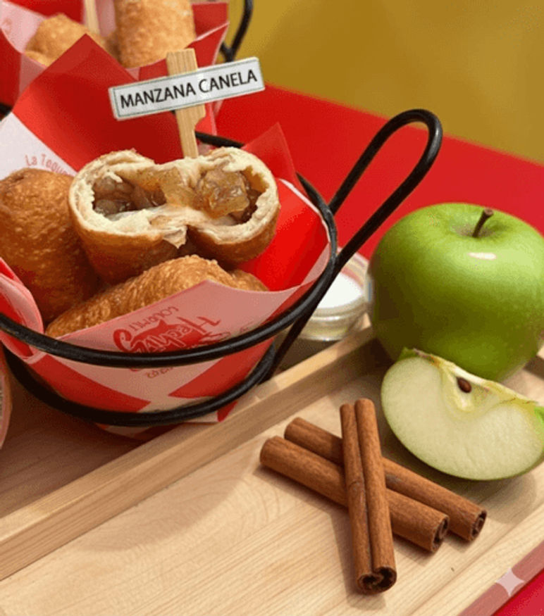 Tequeños Manzana Canela