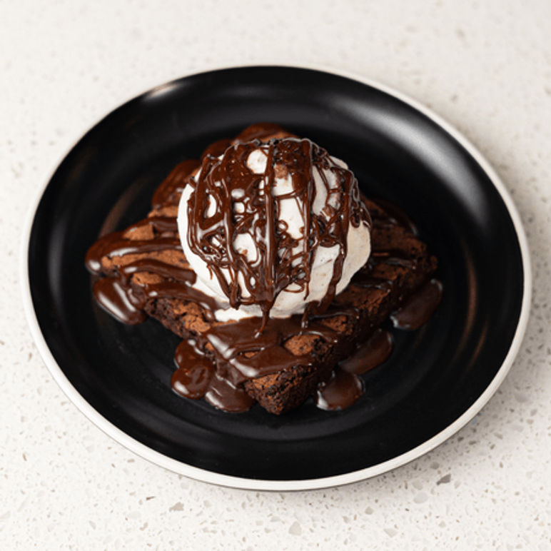 Brownie con Helado