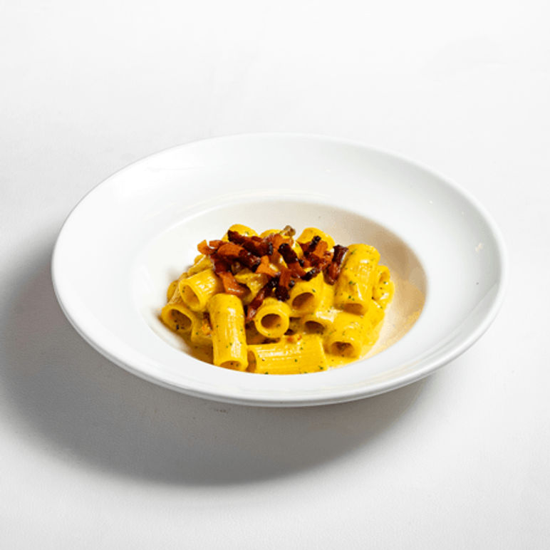 Rigatoni carbonara
