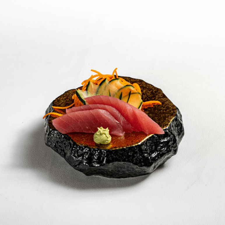 Sashimi bluefin tuna