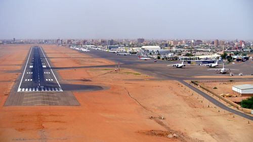 تمديد إغلاق المجال الجوي السوداني حتى 31 يوليو الجاري
