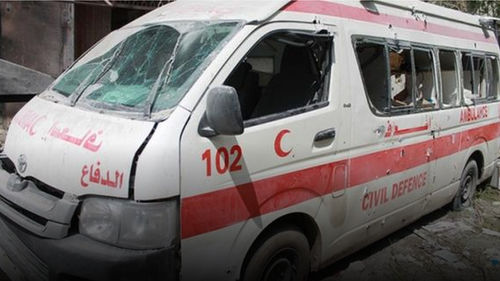 استشهاد ثلاثة مسعفين فلسطينيين في قصف إسرائيلي لسيارة إسعاف في غزة