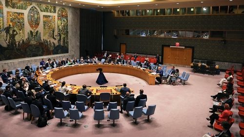 مفوض الأمم المتحدة للاجئين يطالب مجلس الأمن بوقف إطلاق النار في غزة