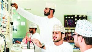 د. محمد العاصمي لـ «الوصال»: التعليم غير الموجّه لسوق العمل يخلق تحديات ويُضعف مردود التنمية