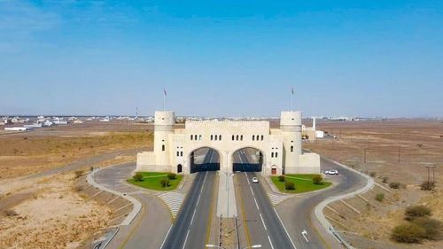 أنور الغريبي لـ «الوصال»: البريمي تنطلق بمشاريع نوعية ومركز المعلومات السياحية يرسّخ هويتها كوجهة حدودية جاذبة