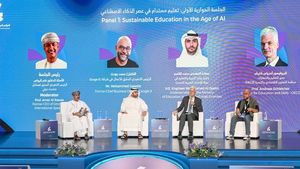 د. فيصل البوسعيدي لـ«الوصال»: مؤتمر مهنة التعليم يرسم مسارات «تعليم مستدام» ويعيد تعريف دور المعلم في عصر الذكاء الاصطناعي