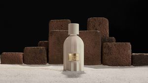 أمواج تكشف الستار عن 'عود زحُل'... أحدث ابتكاراتها العطرية الجديدة ضمن مجموعة 'اسينسيس'