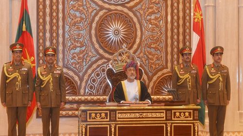 جلالةُ السُّلطان يُصدر مرسومًا بإعادة تنظيم لجنة حقوق الإنسان