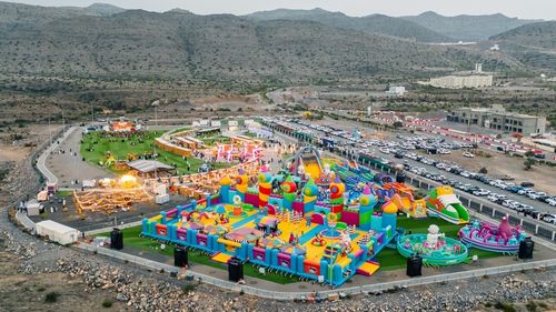 مهرجان الجبل الأخضر يستقطب أكثر من 100 ألف زائر